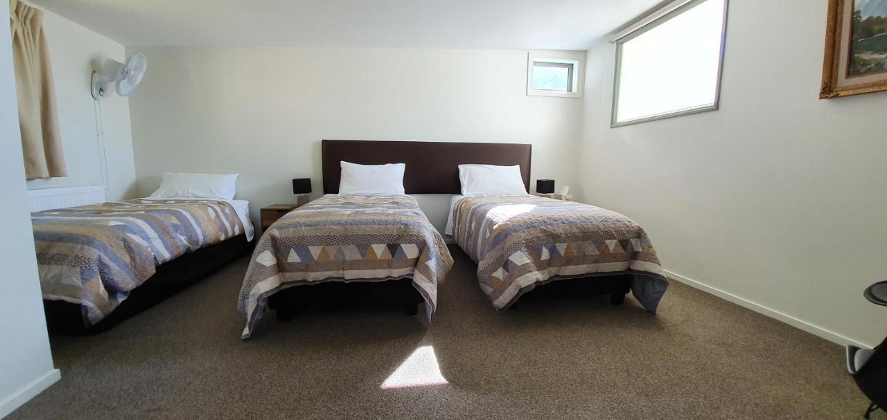 Villa Hunters Moon à Mosgiel Extérieur photo